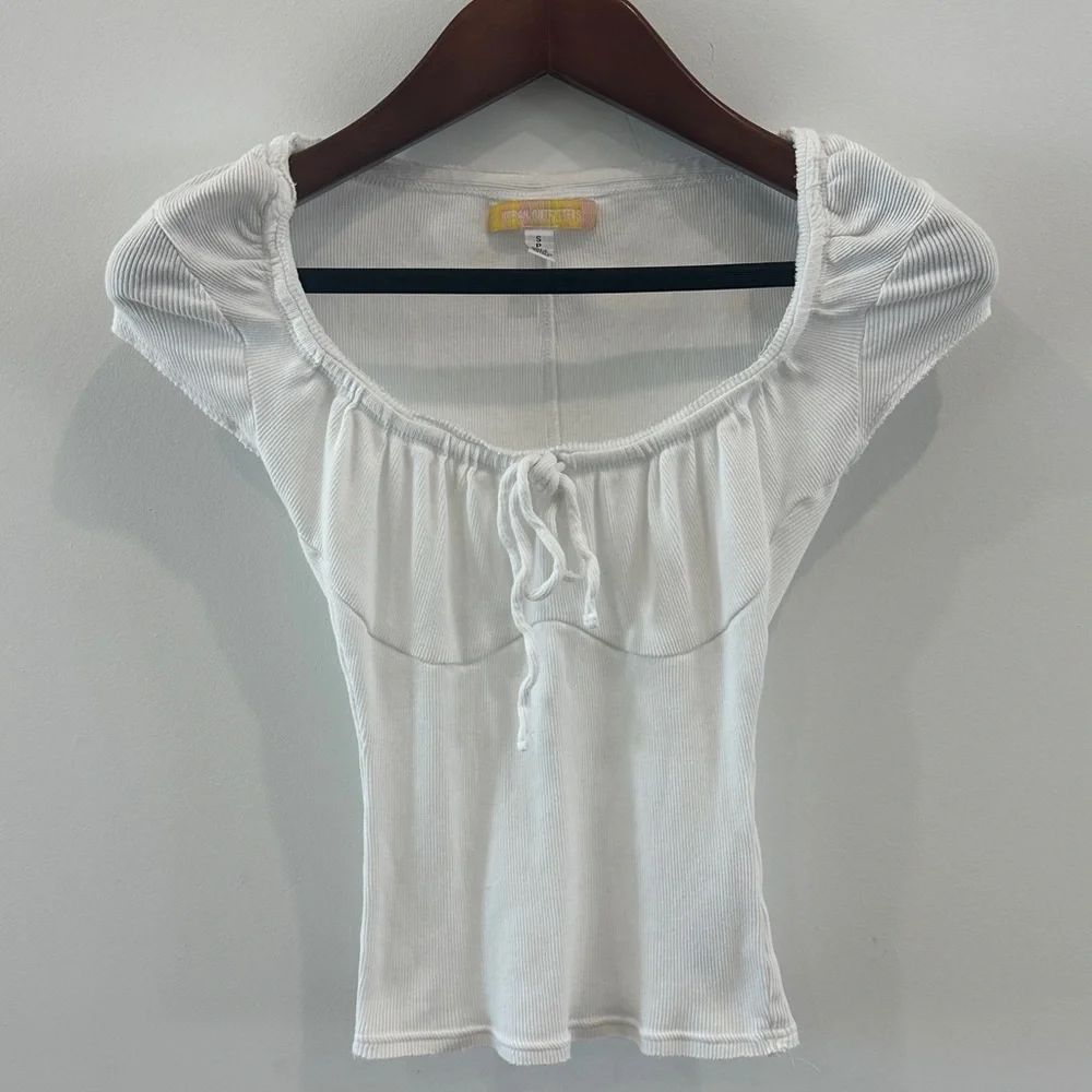 Urban Outfitters White Ruched Blouse - Picture 1 of 5